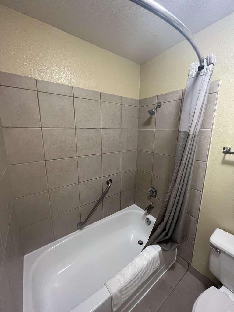 Surestay Hotel By Best Western Wells Luaran gambar