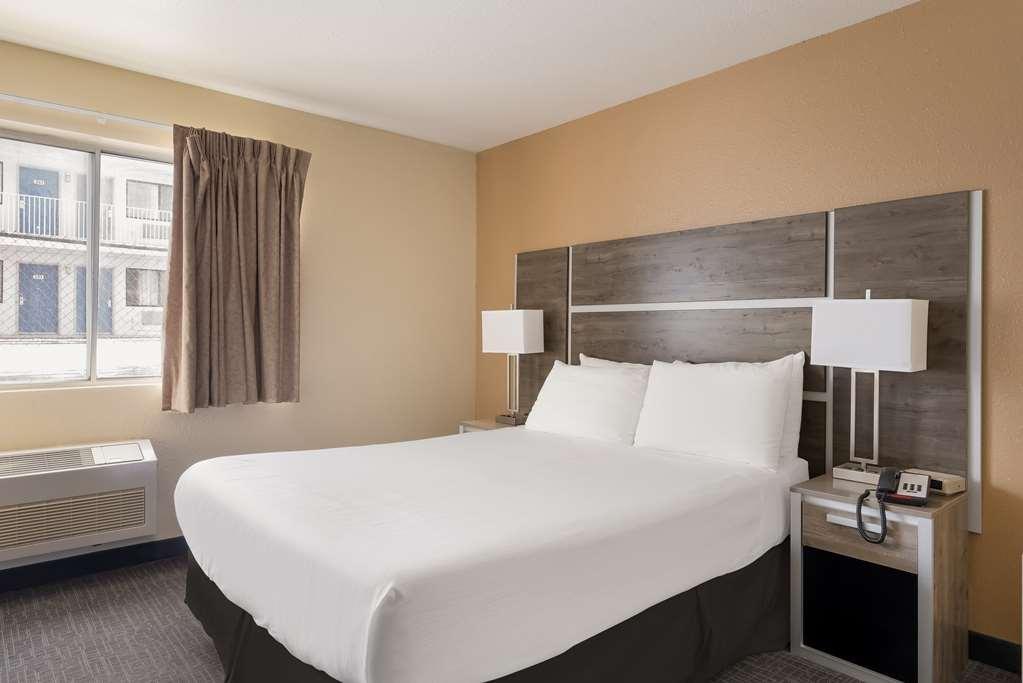 Surestay Hotel By Best Western Wells Bilik gambar